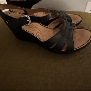 Born wedge heel sandal size 38/7